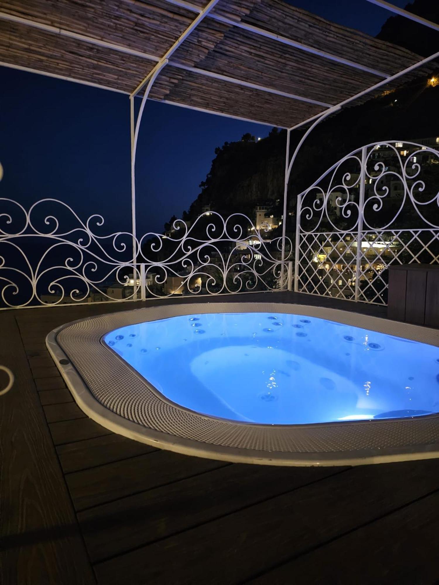 La Bizantina Luxury Villa بوسيتانو المظهر الخارجي الصورة